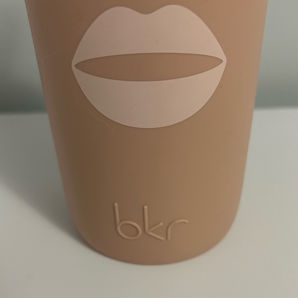 Nude Lipstick - Picture 2 of 3